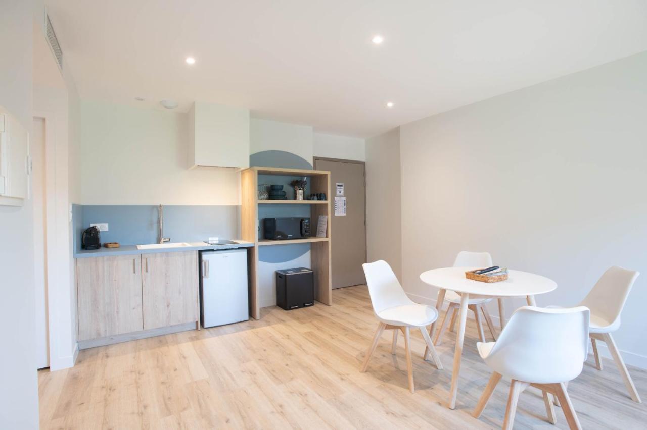 Apartmán Logis Les Cepages / Restaurant Le Raisin Pont-de-Vaux Exteriér fotografie