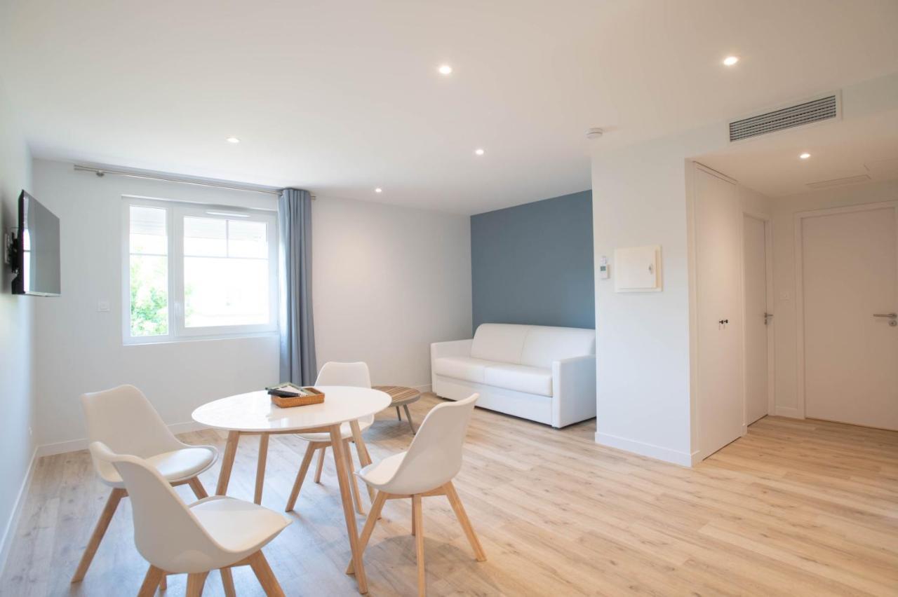 Apartmán Logis Les Cepages / Restaurant Le Raisin Pont-de-Vaux Exteriér fotografie
